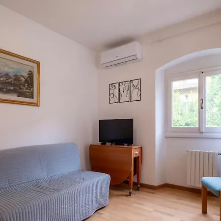 Elena's With Lodge, Near The Center Апартаменты *